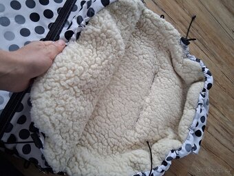 Vlněný fusak do kočárku - 5