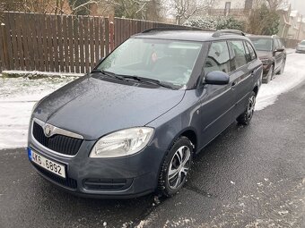 Škoda Fabia 2 1.6 16 v benzin 2009  top stav - 5
