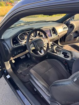 Dodge Challenger 6.4 Shaker - 5