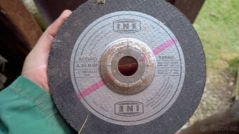 Brusné kotouče 180 - 5