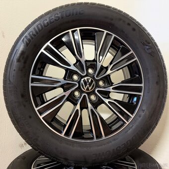 VW MULTIVAN T7 5x120 R17 ET60+LETNÍ 235/55R17 7/6mm - 5