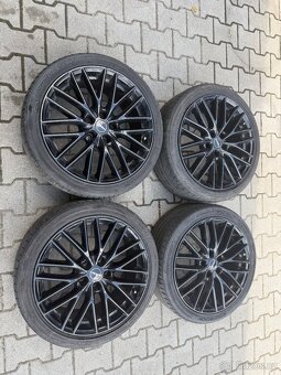 ALU KOLA BORBET 5X112 R18 ET35 8J + PNEUMATIKY 225/40 R18 - 5