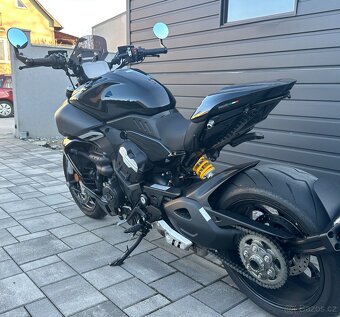 Ducati Diavel V4 - 5