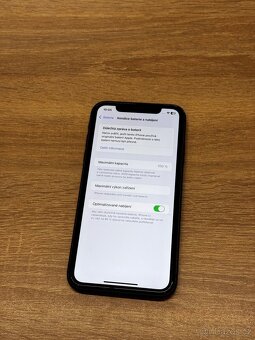 iPhone 11 64GB (nová baterie) - 5