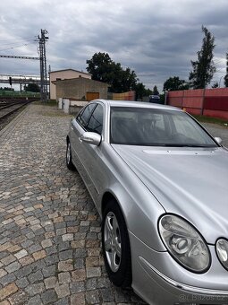 Mercedes Benz E270 CDI 130 KW - 5