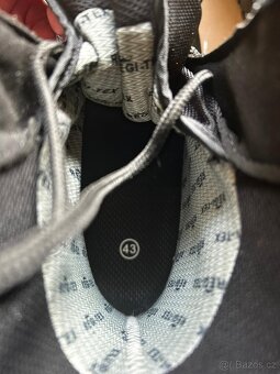 Bennon Commodore S3 NM - 5