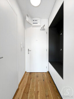 Pronájem bytu 1+kk 27 m² - 5