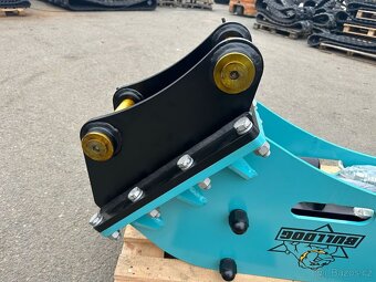Bourací kladivo Bulldog pro JCB 3CX/4CX - 360kg - 5