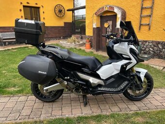 HONDA X-ADV 750 - 5