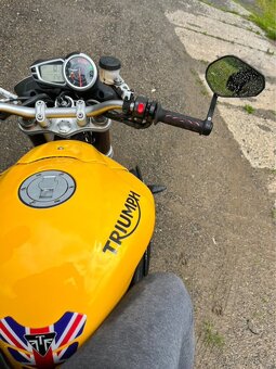 Triumph speed triple 1050 - 5