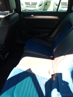 VW Passat RLINE  2.0CR DSG matrix,acc,kamera,tažné atd - 5