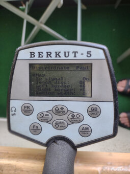 Prodám detektor berkut-5 - 5