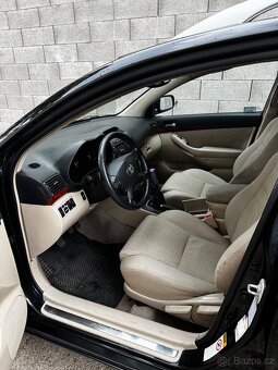 Toyota avensis - 5