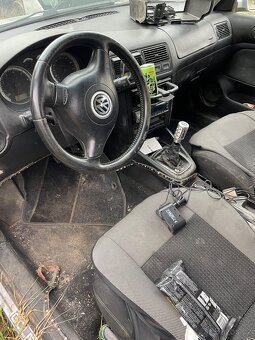 Volkswagenu golf 4 - 1.6 16v náhradní díly - 5