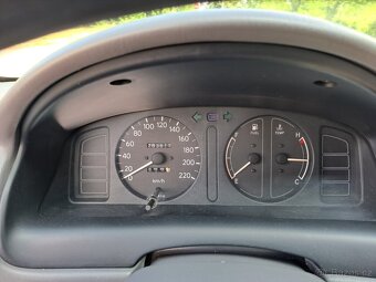 Toyota Corolla E11 1,3 63 kW - 5