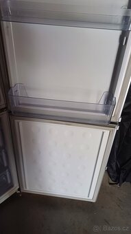 Lednička s mražákem - 5