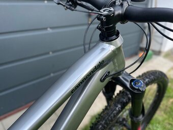 Trailový Cannondale habbit 1- vel.M 29” Perfektní stav - 5
