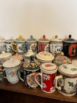 Sbírka porcelánových hrníčků - 5