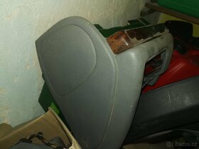 Peugeot 406 kastlik - dekor dřeva a plast pod volant - dekor - 5