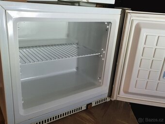 60 litrový mrazák – nástavba výborný stav - 5