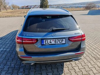 Mercedes-Benz Třídy E, E300de,Panorama,Tažné - 5
