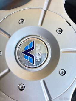 Prodám alu kola s pneu 5x100 r16 - 5