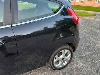 FORD FIESTA 1,6 TDCI 66kW TITAN - 5