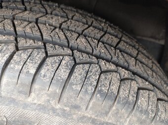 KIA Carnival III 2008 2,9CRDI 136kW J3 XENONY - DILY - 5