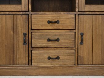 RUSTIKÁLNÍ KREDENC - 5