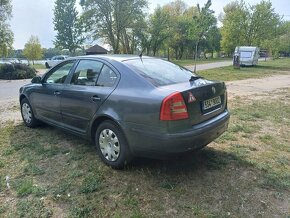 Škoda Octavia II 1,6 MPI 75 KW - 5