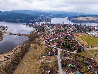 Prodej atraktivního, mírně svažitého pozemku, 872 m2, s otev - 5