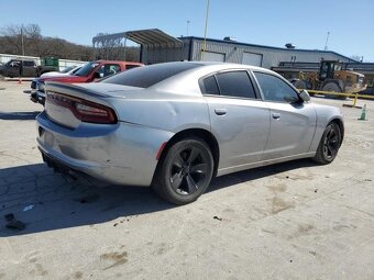 Dodge Charger na náhradní díly 3.6 V6 2016 - 5
