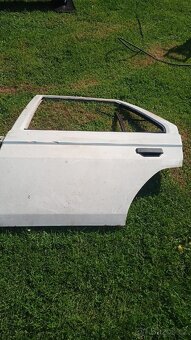 Zadní dveře na škoda favorit/forman - 5