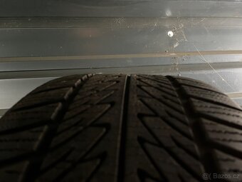 285/45 R20 112V - 5