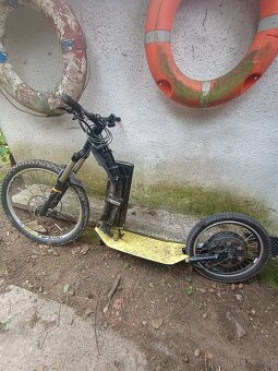 Sjezdová elektrokoběžka 2kW - 5