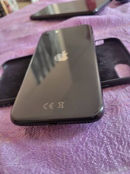Prodám nebo vyměním Iphone SE 2020 - 5