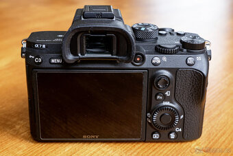 SONY A7 III - 5