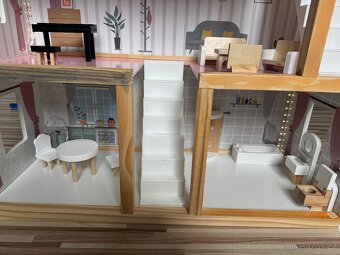 Dětský dřevěný domeček pro panenky - 5