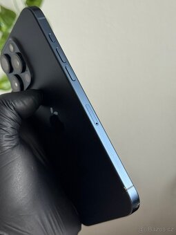 iPhone 15 Pro Max 256GB modrý - 5