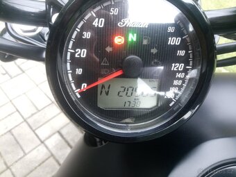 Indian scout bobber Twenty 1200 - 5