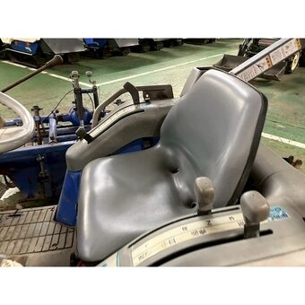 Malotraktor s čelním nakladačem - 5