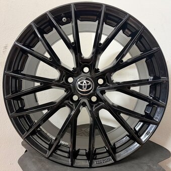 NOVÁ TOYOTA RAV4/HIGHLANDER 5x114,3 R19 ET39+TPMS - 5