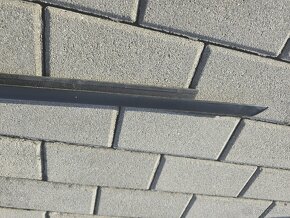 Challenger lišta dveří leva - 5