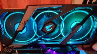 GIGABYTE GeForce RTX 2080 SUPER AORUS 8G - 5