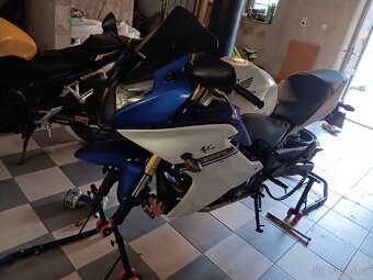 cbr 600F - 5