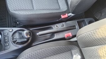 Skoda fabia 2 , 1,2 tsi STK 5/27 - 5