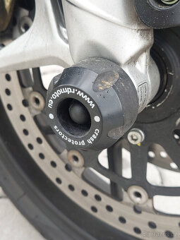 MV Agusta Brutale 675 - 5