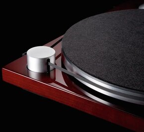 TEAC TN-3B-SE Cherry Red s vložkou Audio Technica - 5