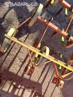 Prodám kultivátor za malotraktory a menší traktory České výr - 5