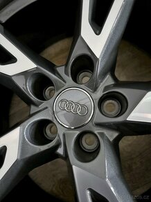 Audi Q5 - 80A - 4x nové orig. ALU 5x112 R19 - 5